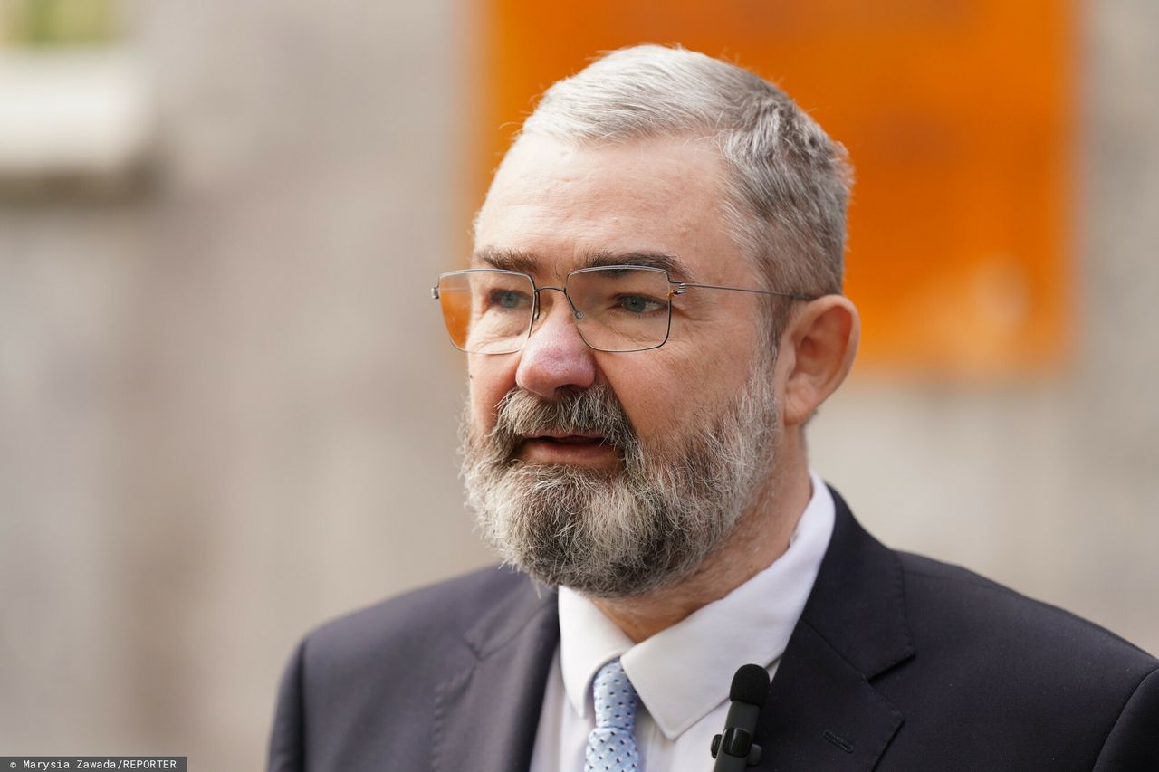 Karski o rozłamie w PiS. Członkostwo 40 osób "jest martwe"