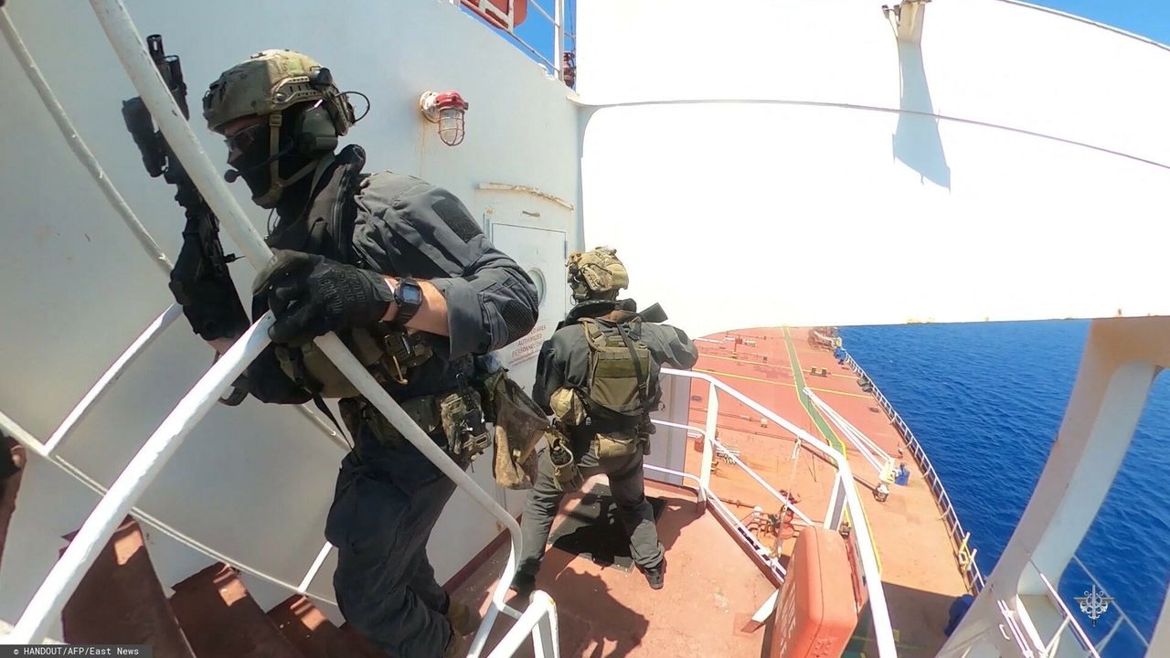 Kontrola tankowca rosyjskiej floty cieni. W akcji Polacy