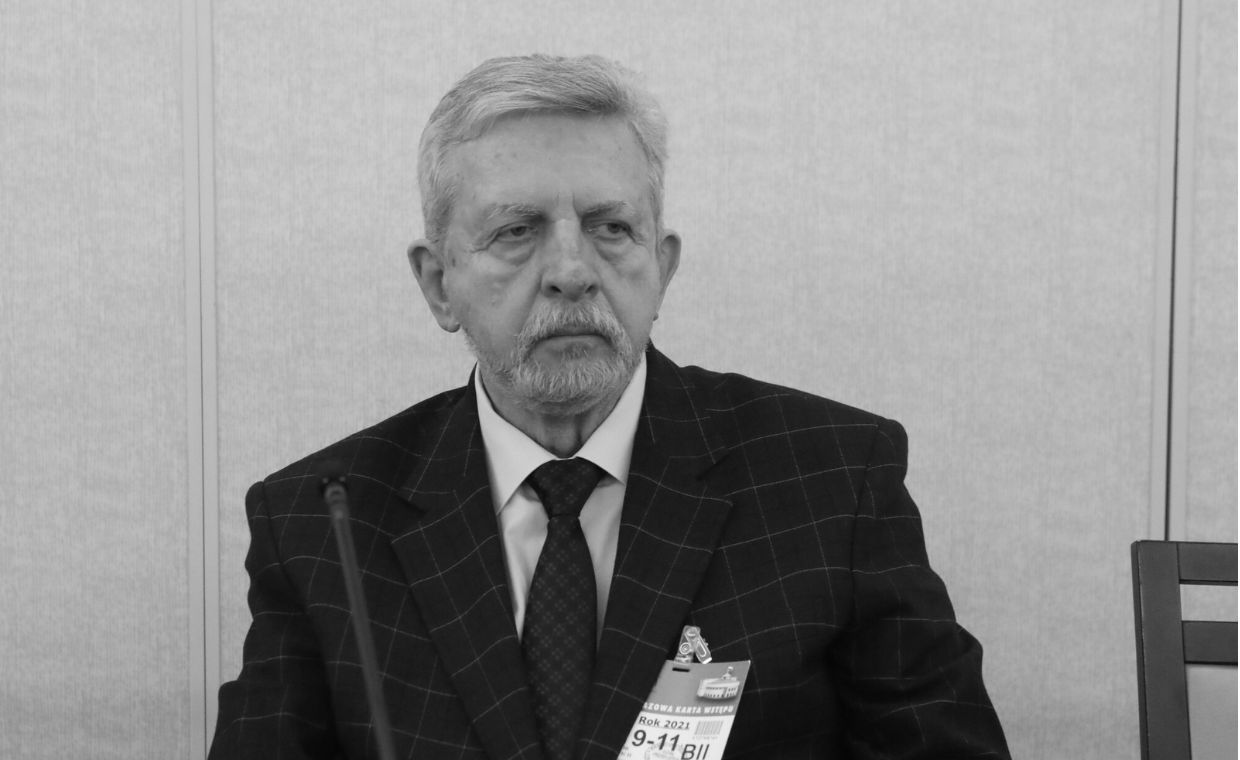 Polityczne zmiany w Polsce i na Węgrzech [SKRÓT DNIA]