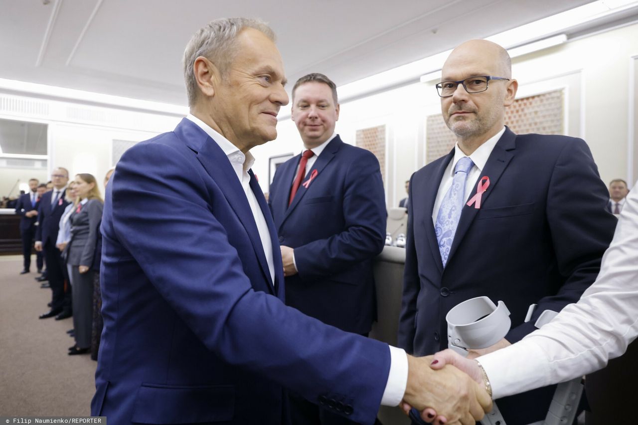 Wyciekły dane o 19 mln Polaków. Gawkowski ujawnił ruch służb