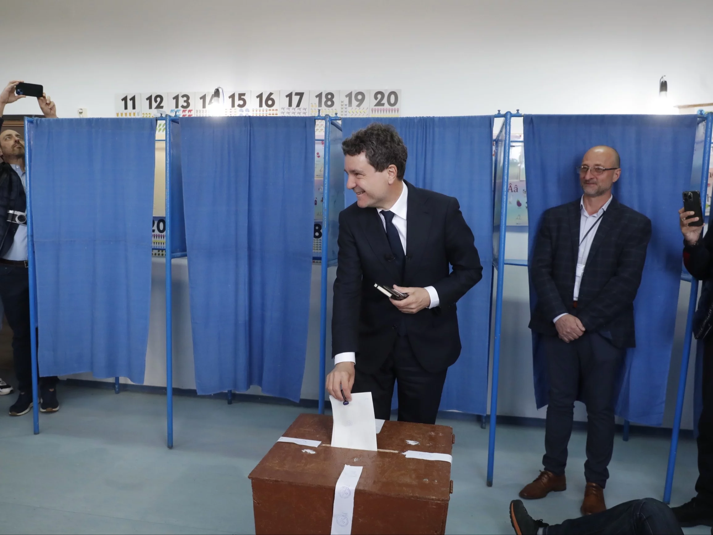 Nie tylko Polacy dziś głosują. Wybory prezydenckie także w Rumunii