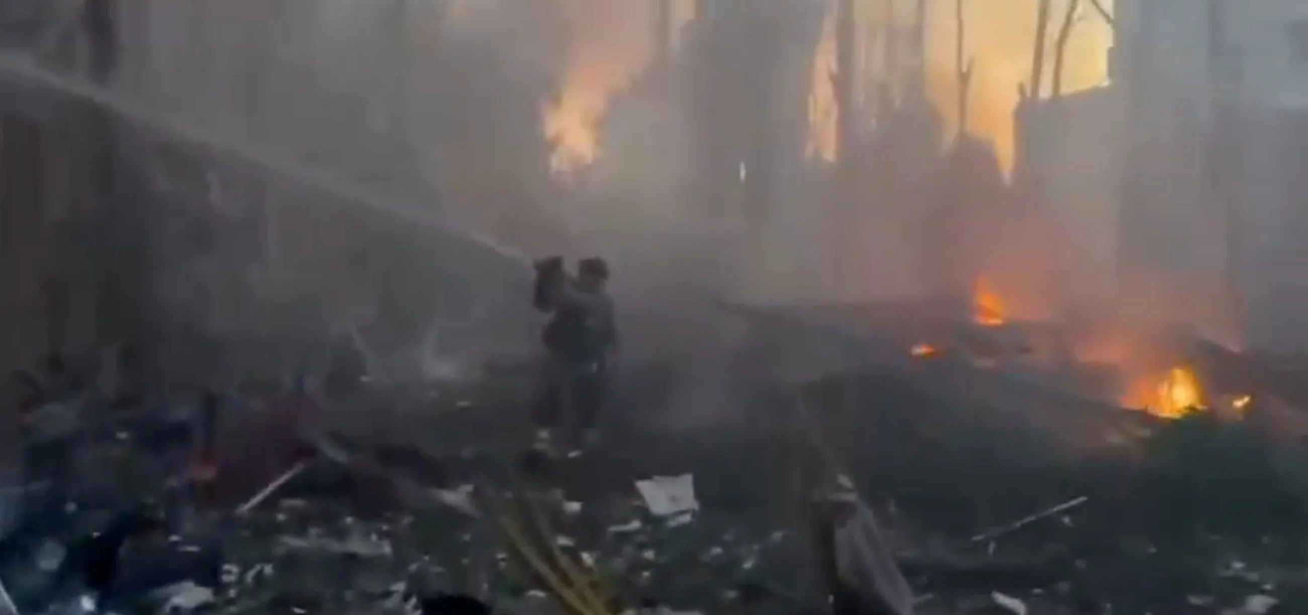 Rosyjskie rakiety uderzyły w cywilne obszary Kijowa.  Są zabici i ranni