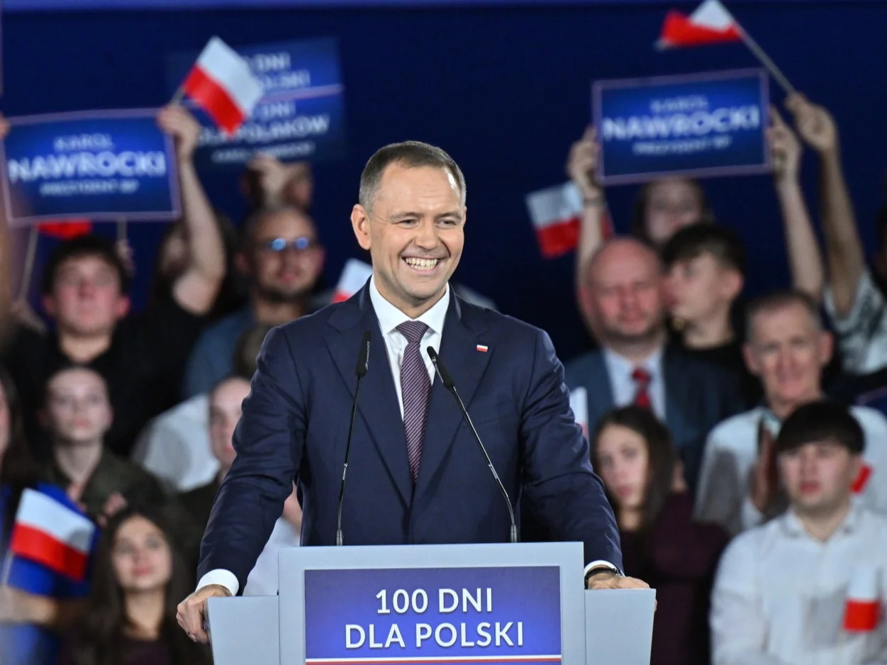 Tak Polacy oceniają Nawrockiego. To efekt kontrowersyjnych decyzji