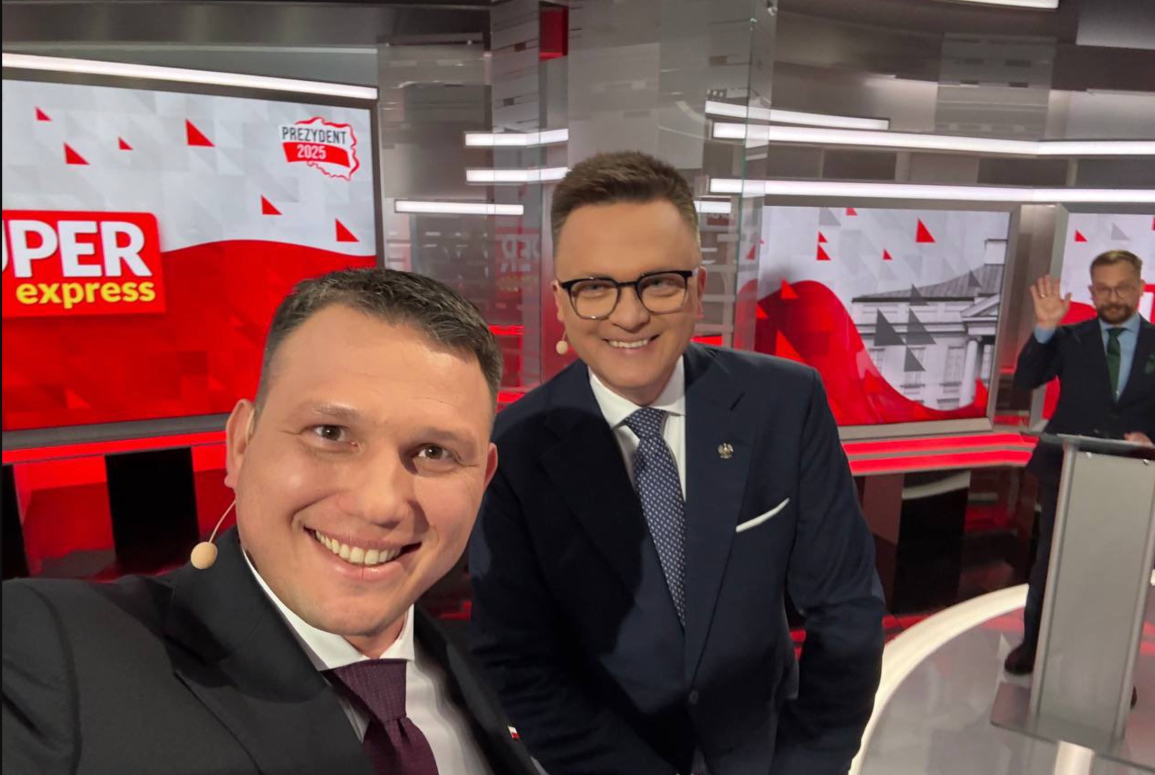 Trwa debata, w sieci zawrzało. “Antysemicki ściek”,  “Zna się tylko na selfie”